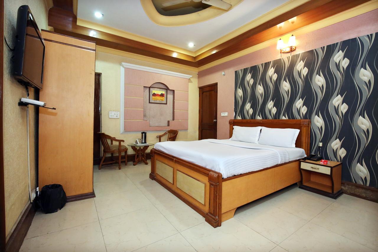 Capital O 10990 Hotel Gobind Regency Zirakpur Екстер'єр фото