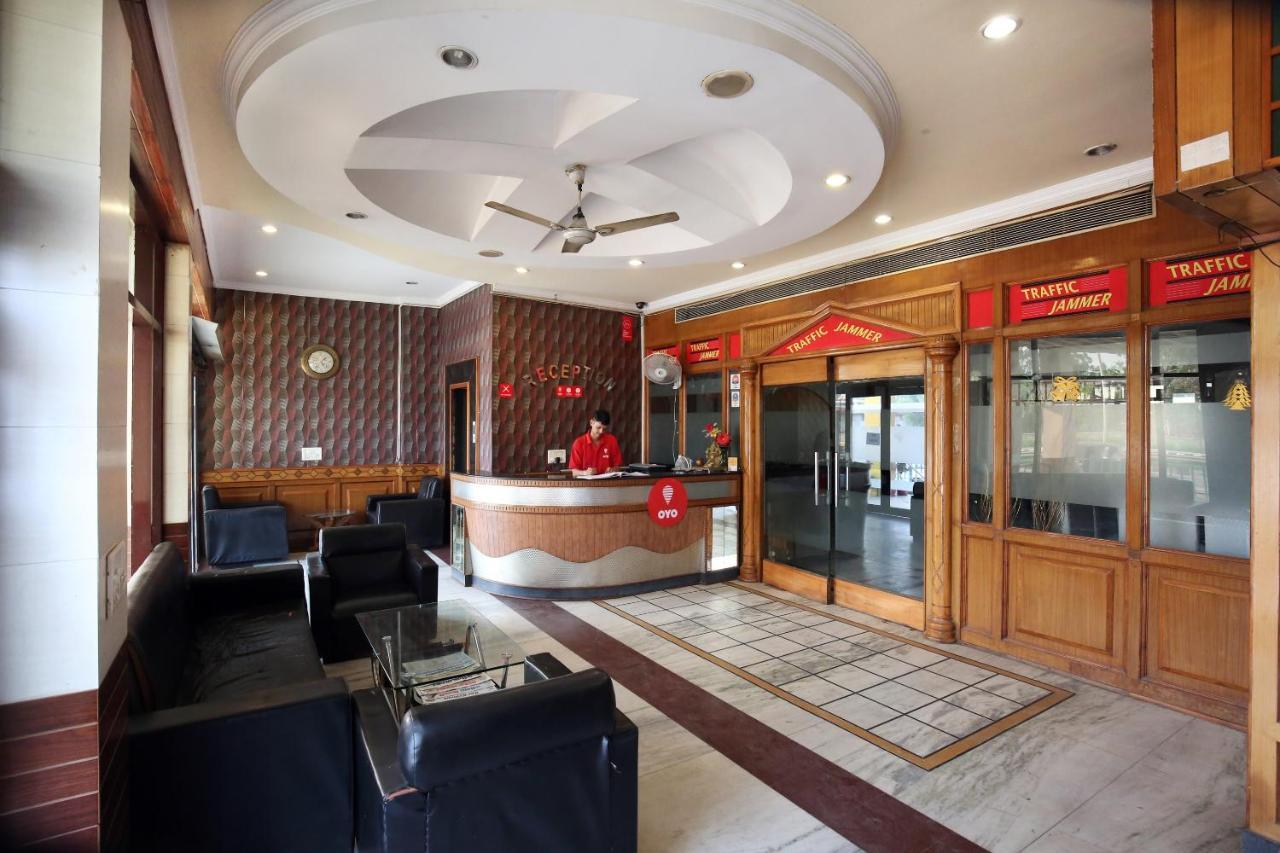 Capital O 10990 Hotel Gobind Regency Zirakpur Екстер'єр фото